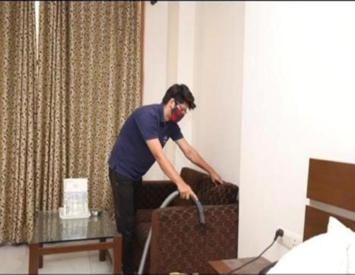 Hotel Shanti Villa New Delhi Buitenkant foto