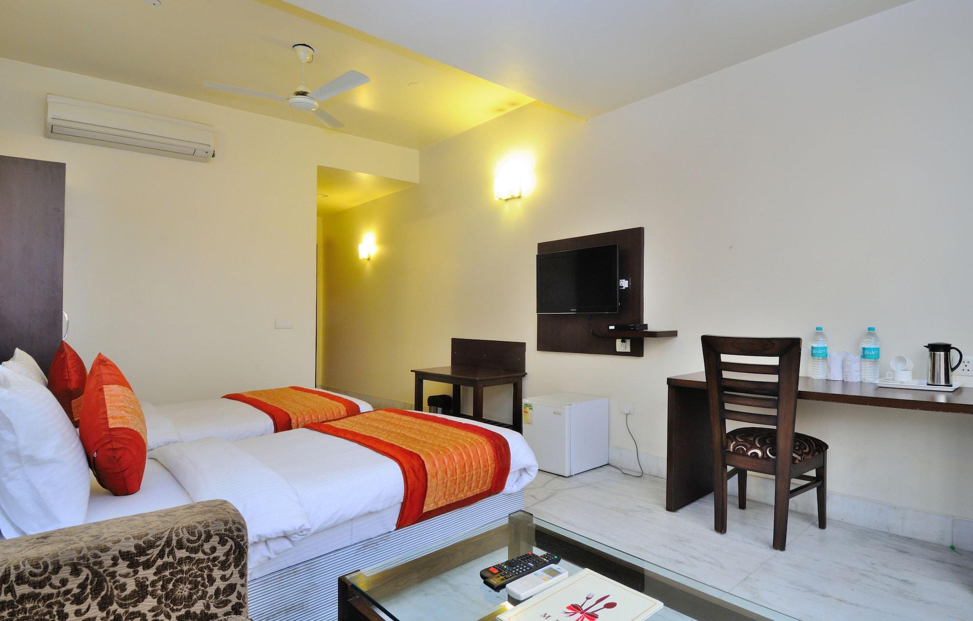 Hotel Shanti Villa New Delhi Buitenkant foto