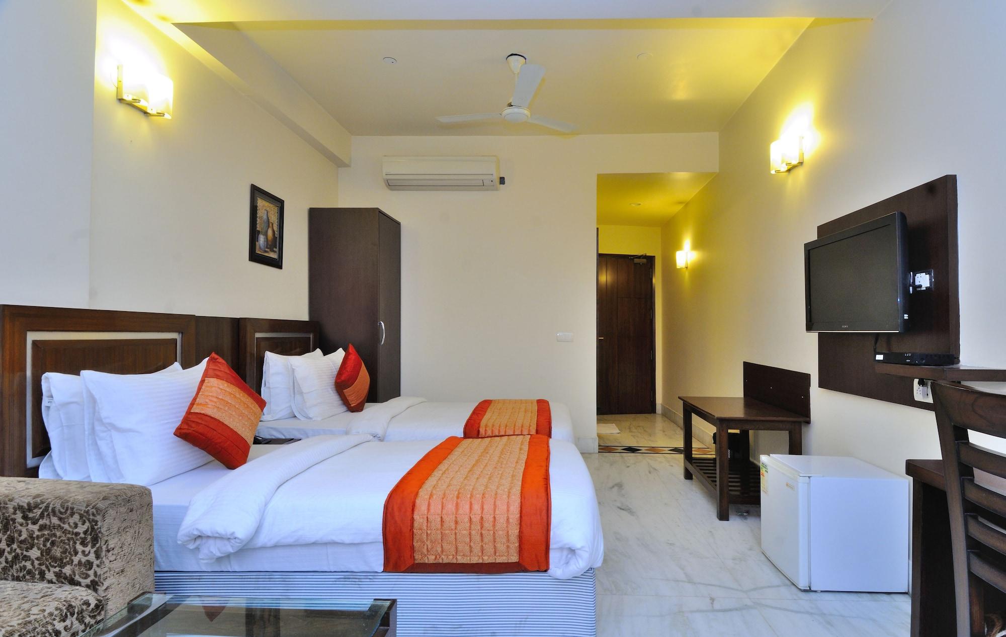 Hotel Shanti Villa New Delhi Buitenkant foto