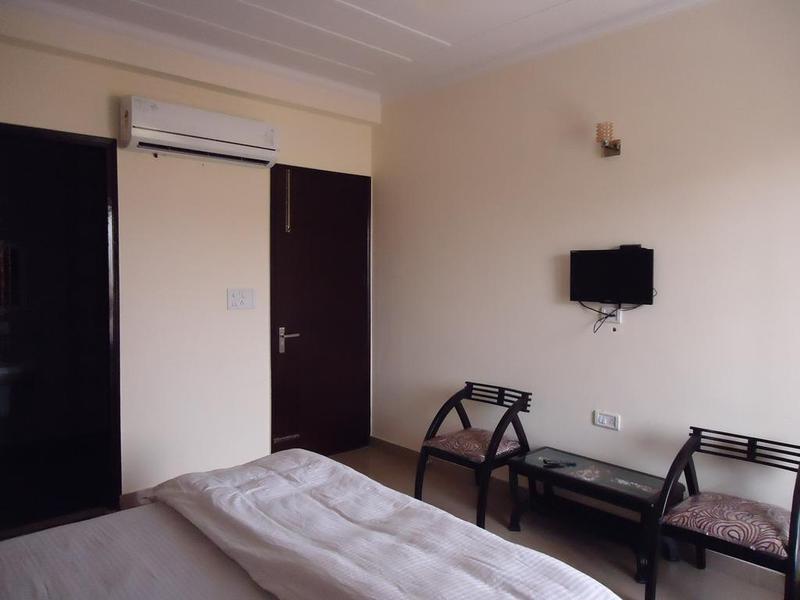 Hotel Shanti Villa New Delhi Buitenkant foto