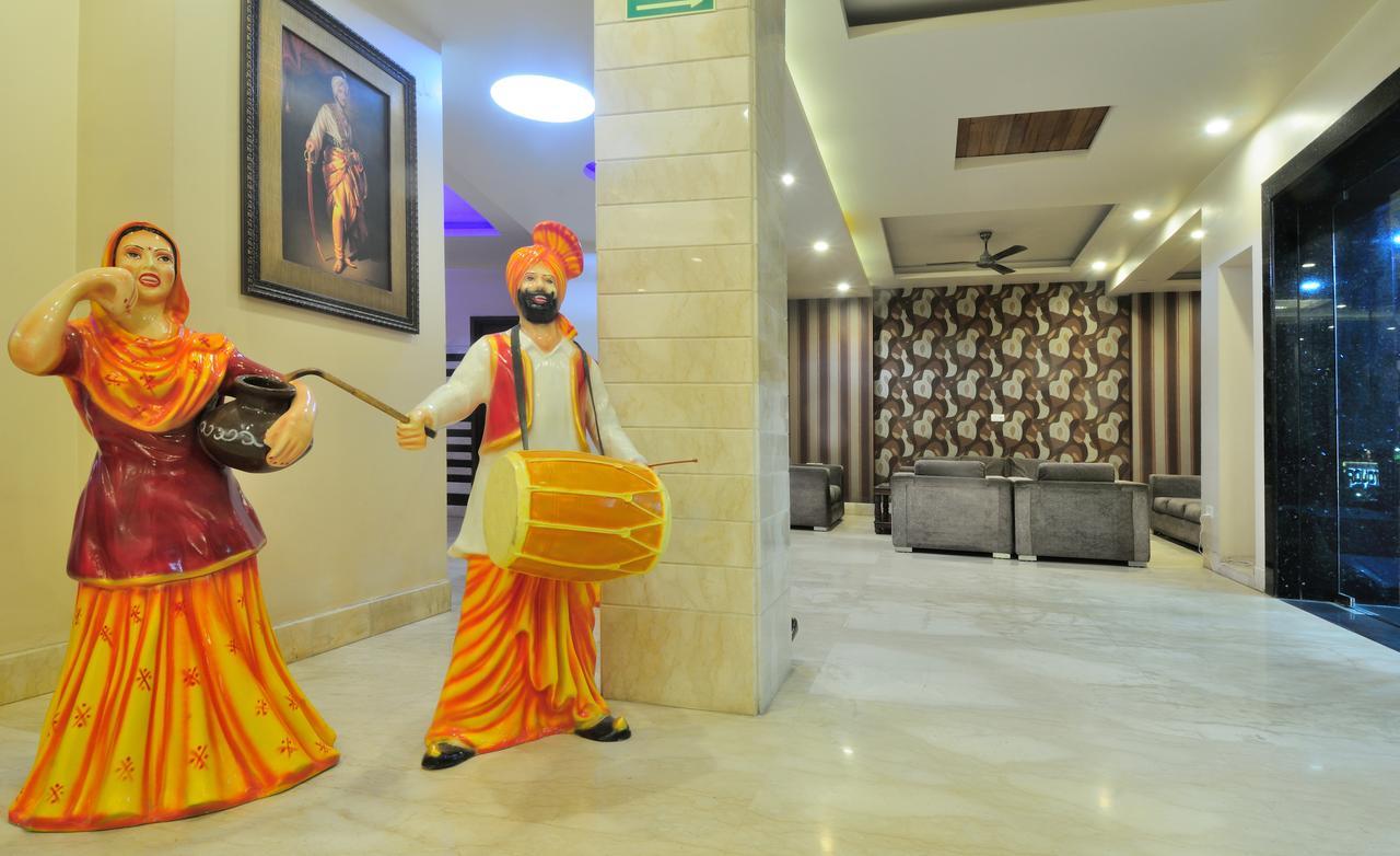 Hotel Shanti Villa New Delhi Buitenkant foto
