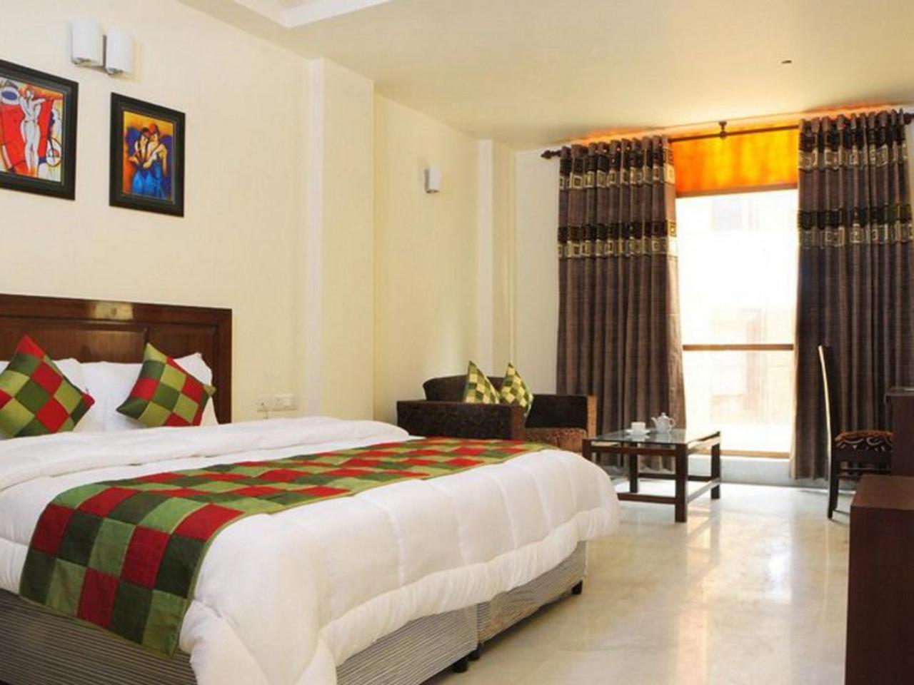 Hotel Shanti Villa New Delhi Buitenkant foto